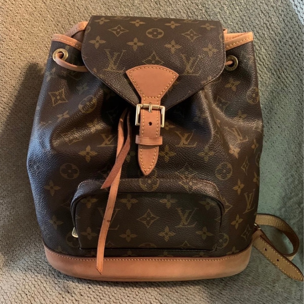 Louis vuitton Montsouris MM Backpack❤️